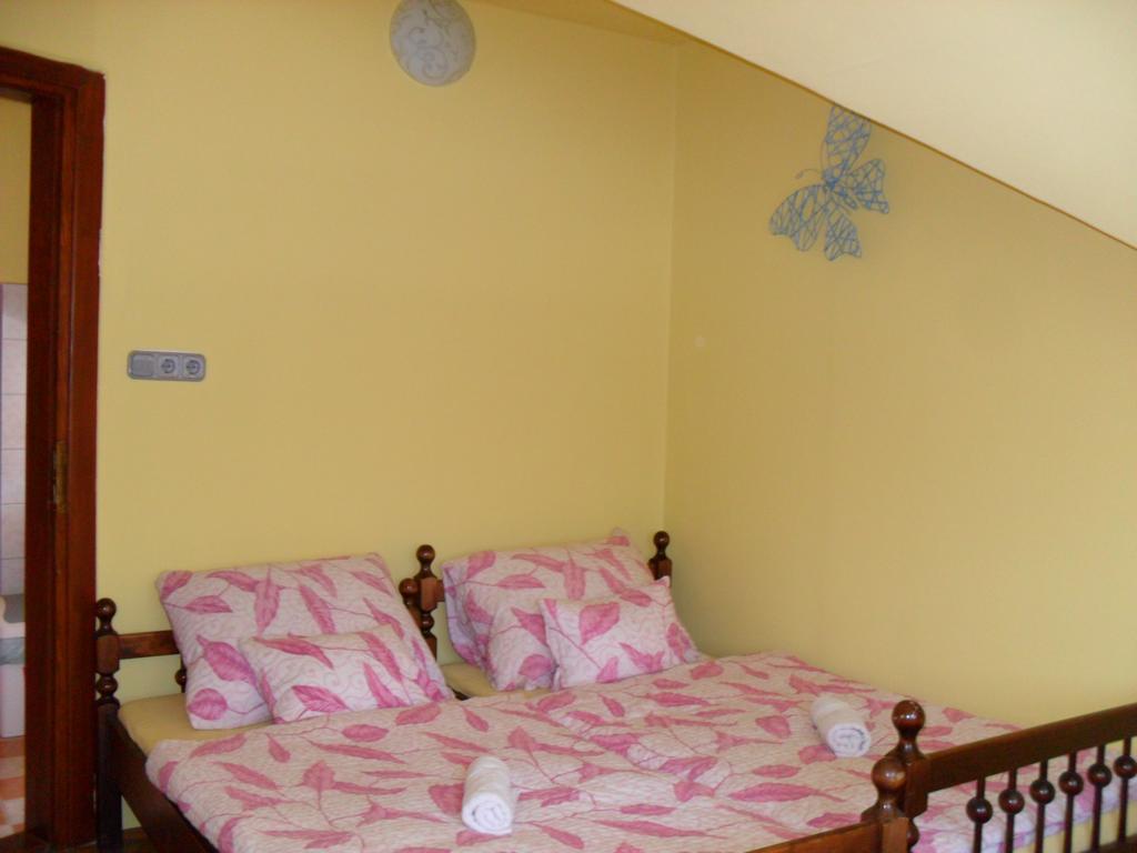 Oazis Apartman Harkány Екстериор снимка