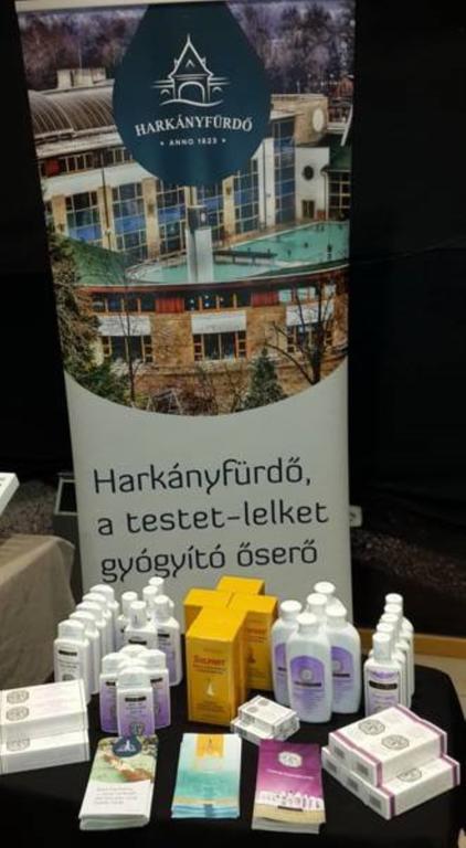 Oazis Apartman Harkány Екстериор снимка